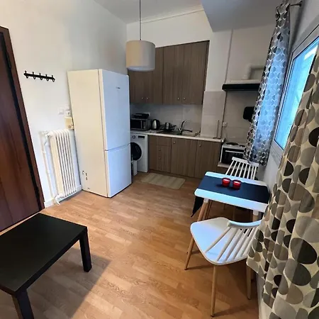Minimal Next To The Center Apartment *
